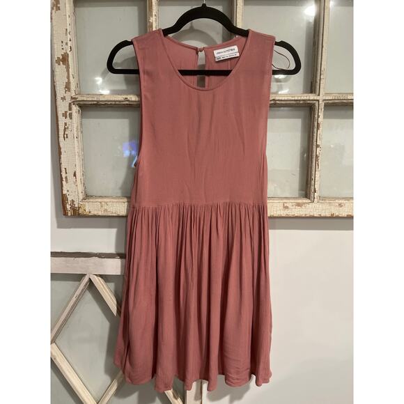 Urban Outfitters Dresses & Skirts - Urban Outfitters size XS mauve pink mini dress with pockets